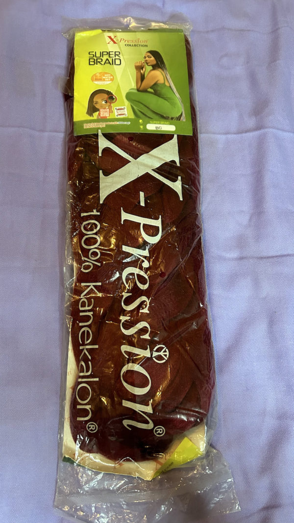 A pack of Xpression braids extension