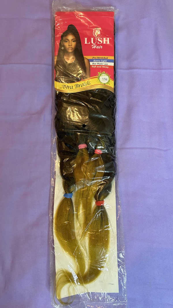 A pack of lush hair ayra braid extension