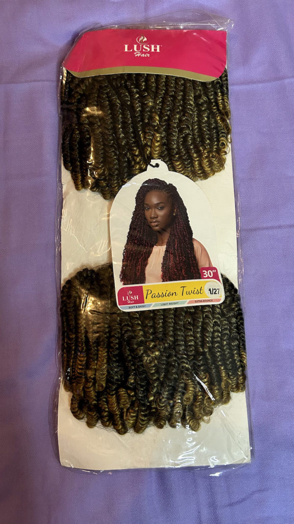 back view of a pack of lush hair passion twist colour 1/27