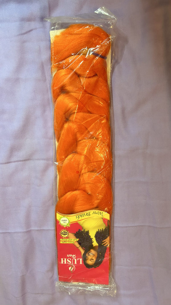 A pack of lush hair wow braids extension